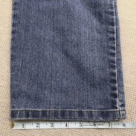 Gloria Vanderbilt Womens Amanda Jeans Size 18 Short Straight Leg Denim Blue - Picture 13 of 15